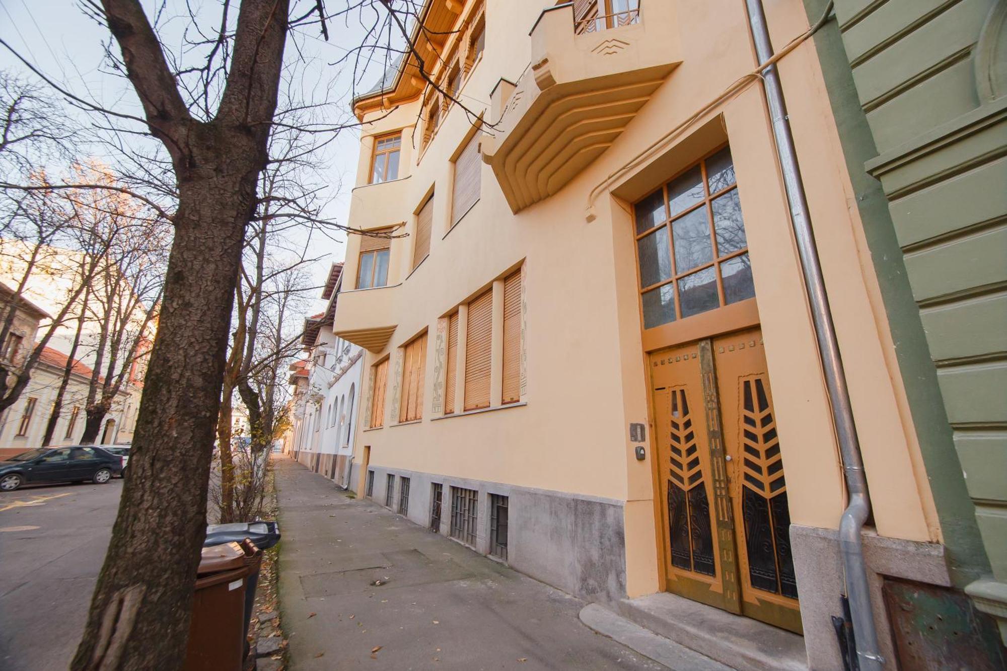 Retro Vibes Near Piata Unirii Apartman Nagyvárad Kültér fotó